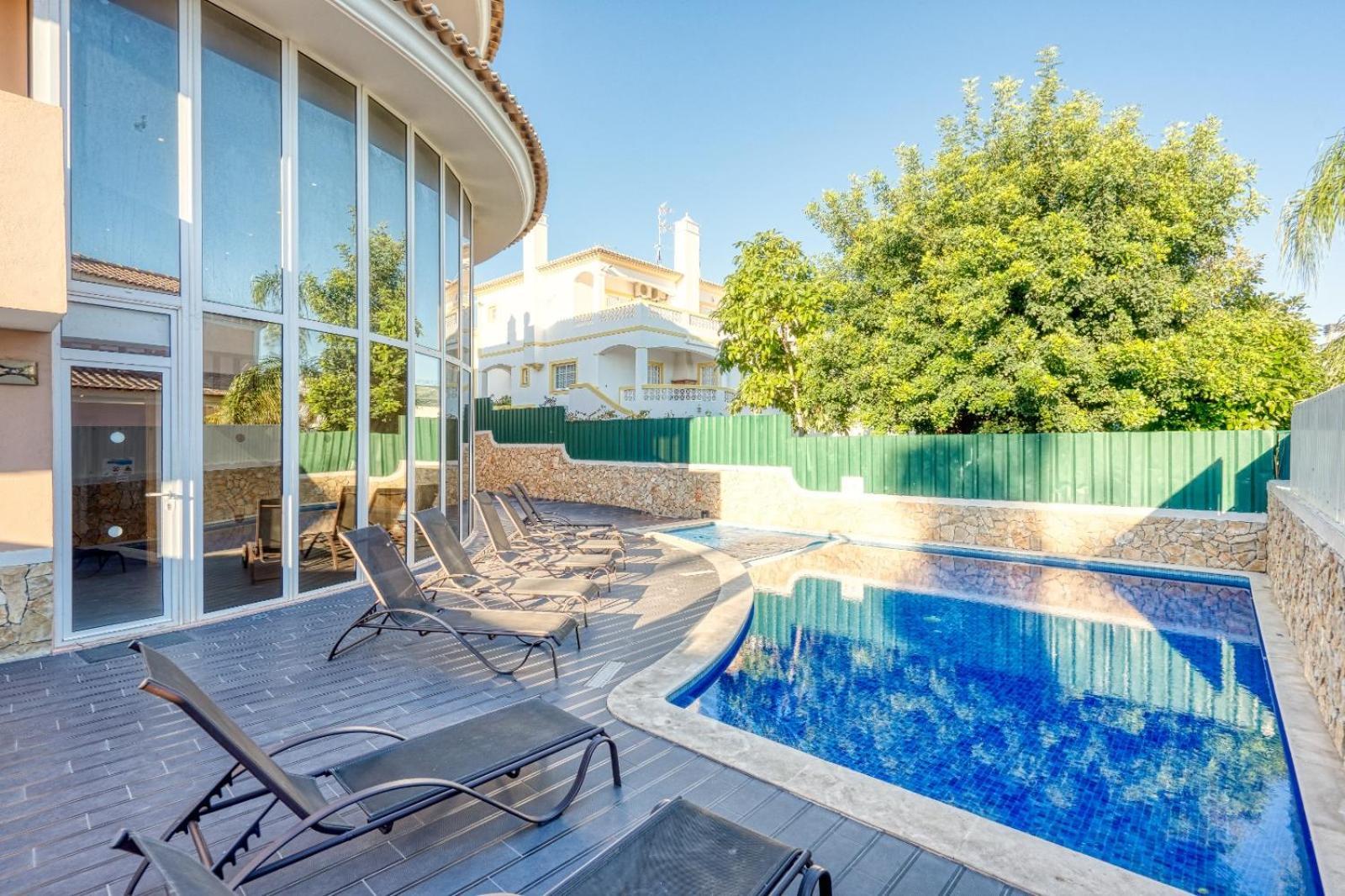 Full Private 300Sqm Villa Jacuzzi Heated Pool Ideal & Quiet Location Albufeira Eksteriør billede