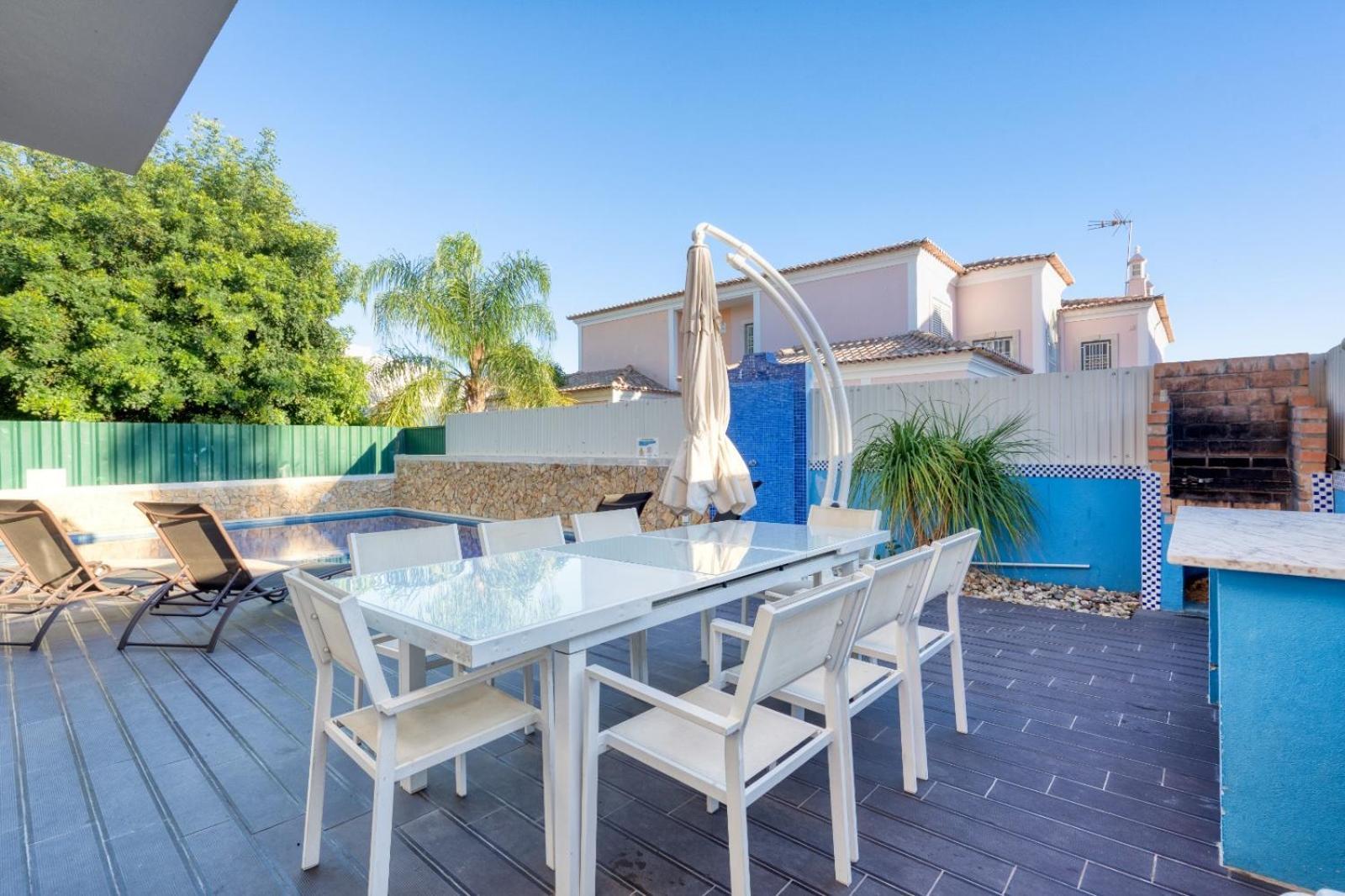Full Private 300Sqm Villa Jacuzzi Heated Pool Ideal & Quiet Location Albufeira Eksteriør billede