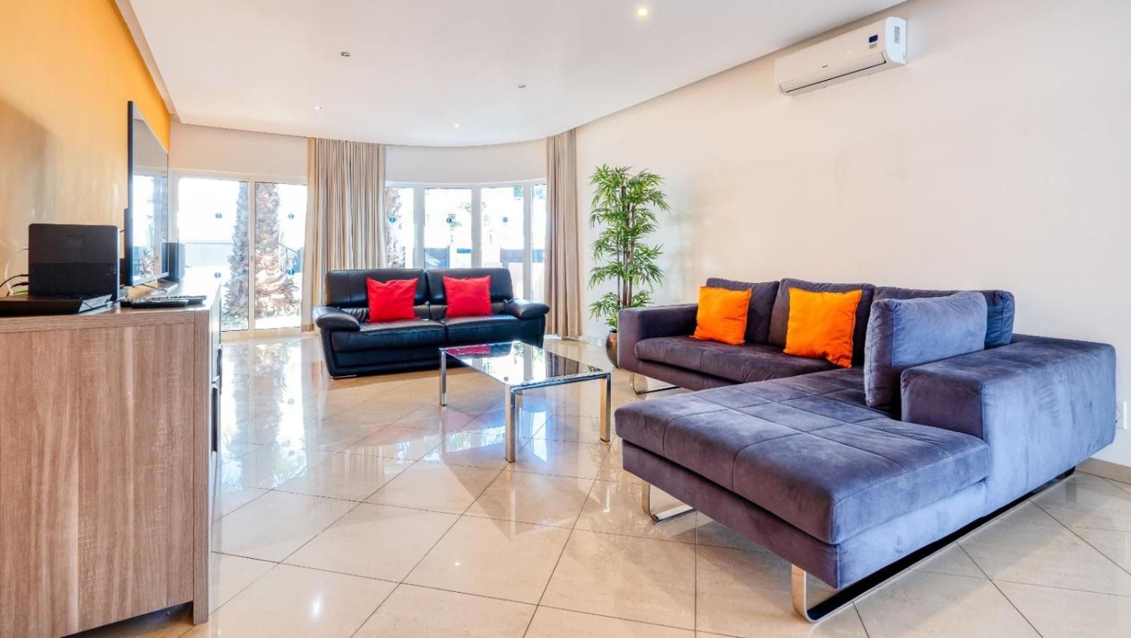 Full Private 300Sqm Villa Jacuzzi Heated Pool Ideal & Quiet Location Albufeira Eksteriør billede