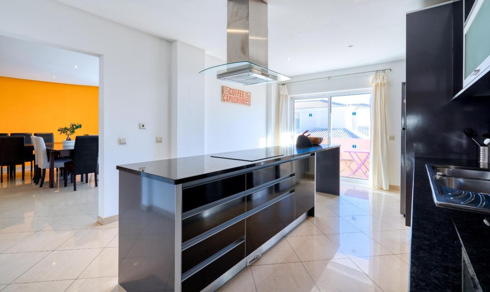 Full Private 300Sqm Villa Jacuzzi Heated Pool Ideal & Quiet Location Albufeira Eksteriør billede