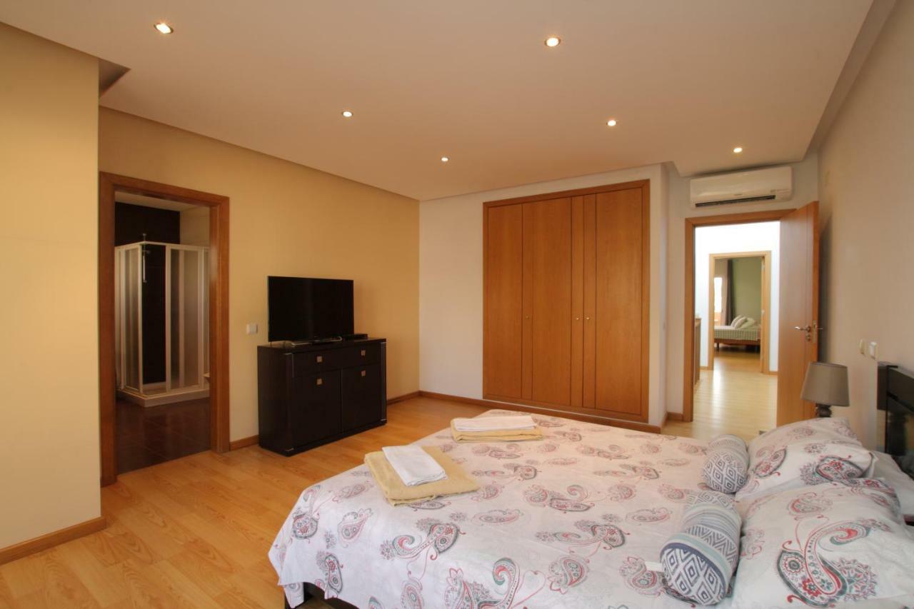 Full Private 300Sqm Villa Jacuzzi Heated Pool Ideal & Quiet Location Albufeira Eksteriør billede