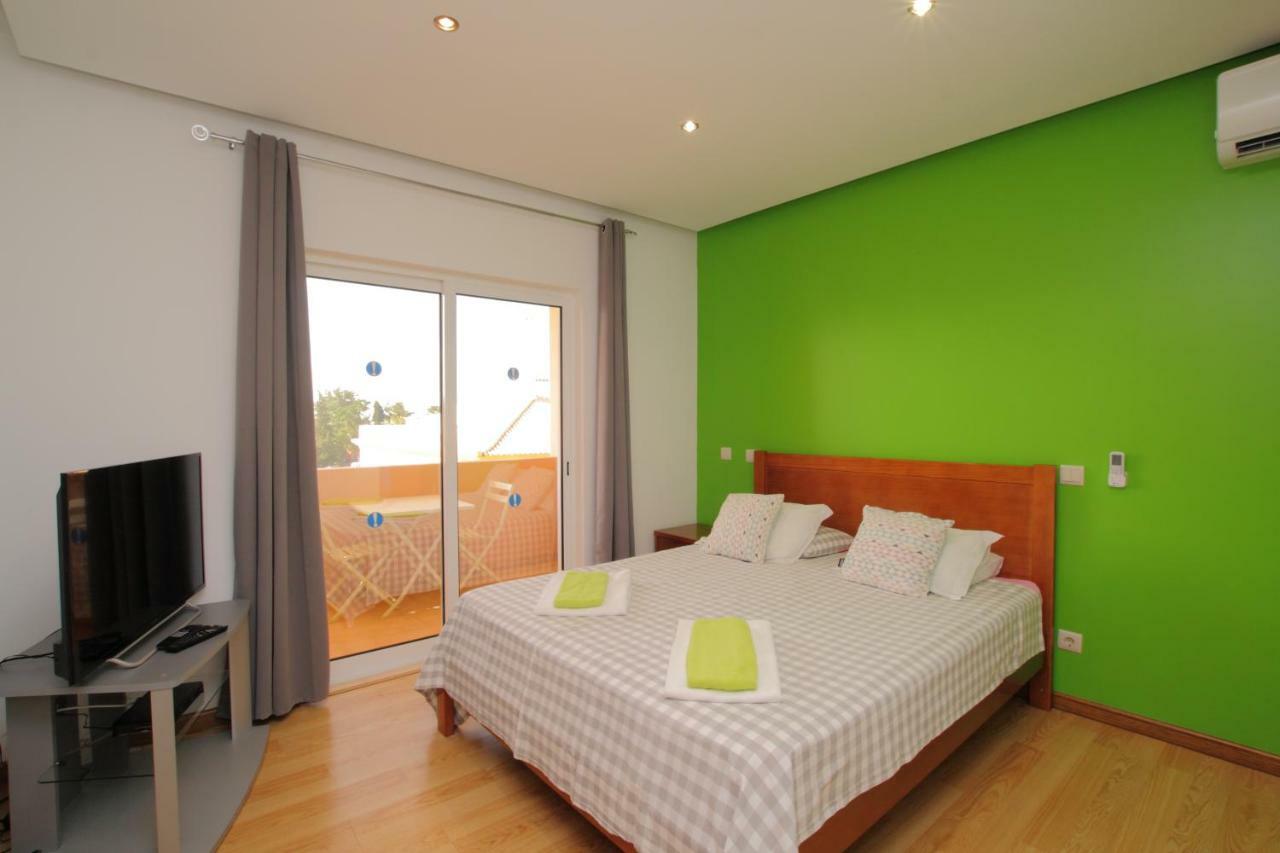 Full Private 300Sqm Villa Jacuzzi Heated Pool Ideal & Quiet Location Albufeira Eksteriør billede